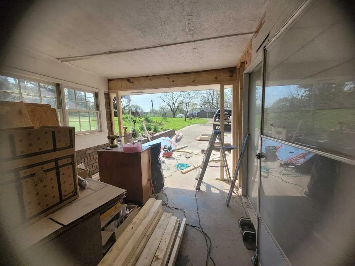 Air movers and dehumidifier for Drying & Dehumidification in Parkersburg